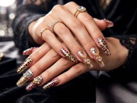 Gyaru Fashionable nails