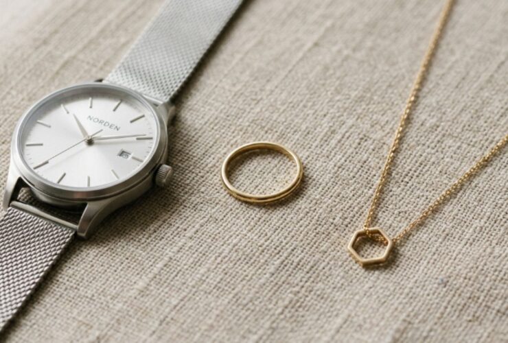 Minimalist Fashion Accessories